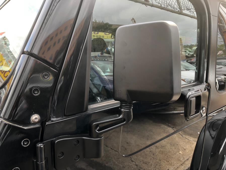 2001 Jeep Wrangler 2dr Sahara, available for sale in Jamaica, New York | Sylhet Motors Inc.. Jamaica, New York 2001 Jeep Wrangler 2dr Sahara, available for sale in Jamaica, New York | Sylhet Motors Inc.. Jamaica, New York