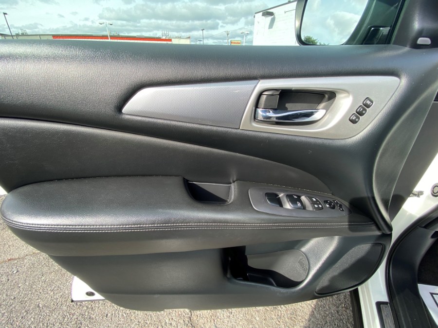 Used Nissan Pathfinder 4x4 SL 2020 | Inman Motors Sales. Medford, Massachusetts Used Nissan Pathfinder 4x4 SL 2020 | Inman Motors Sales. Medford, Massachusetts