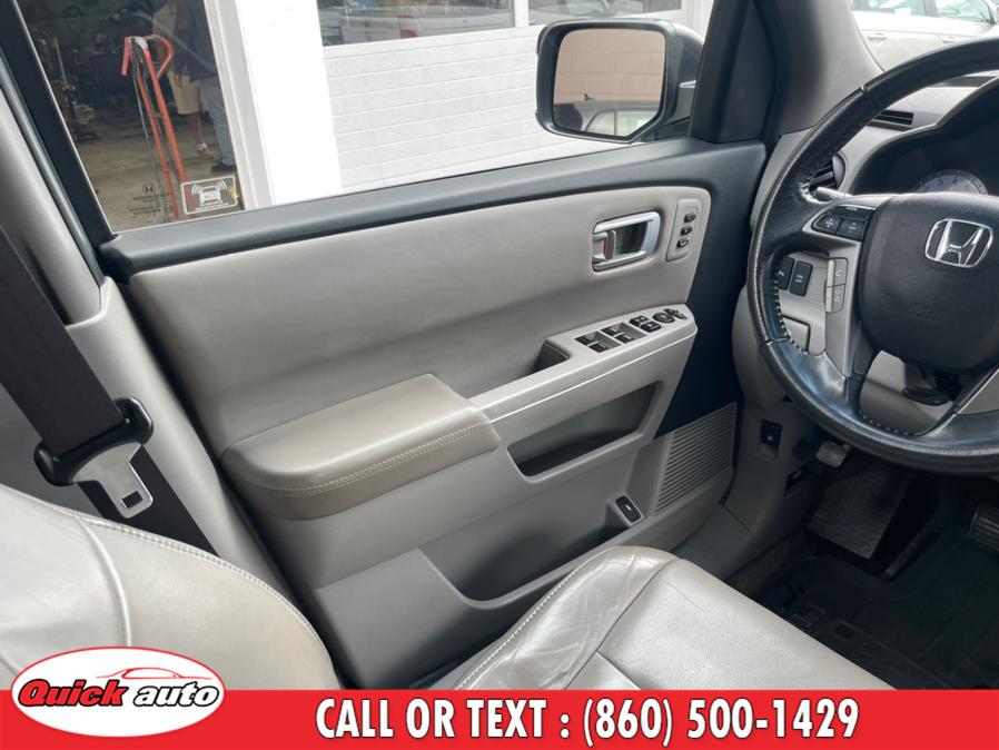 Used Honda Pilot 4WD 4dr Touring w/RES & Navi 2011 | Quick Auto LLC. Bristol, Connecticut Used Honda Pilot 4WD 4dr Touring w/RES & Navi 2011 | Quick Auto LLC. Bristol, Connecticut