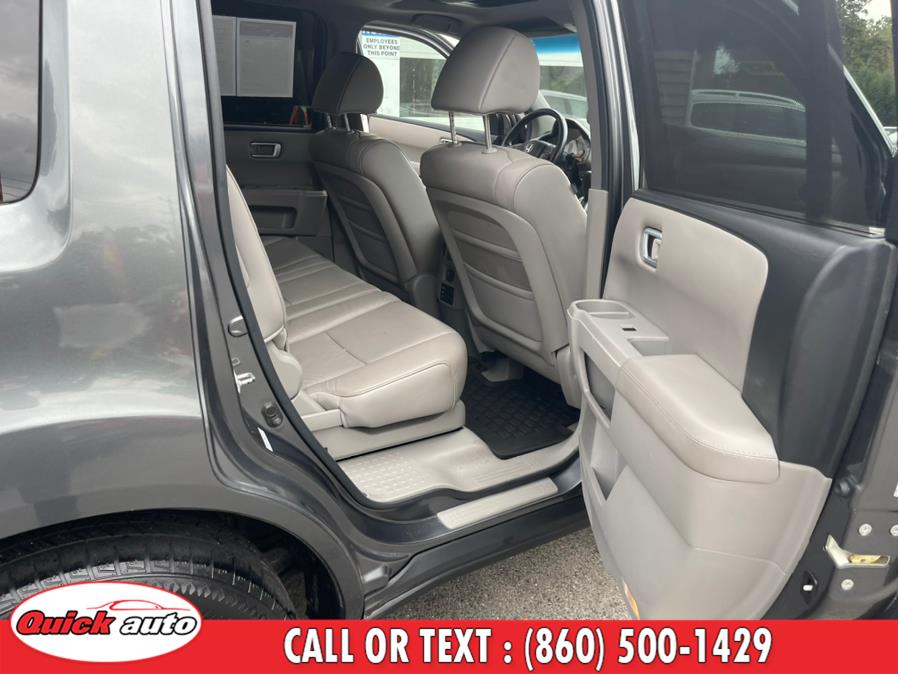 Used Honda Pilot 4WD 4dr Touring w/RES & Navi 2011 | Quick Auto LLC. Bristol, Connecticut Used Honda Pilot 4WD 4dr Touring w/RES & Navi 2011 | Quick Auto LLC. Bristol, Connecticut