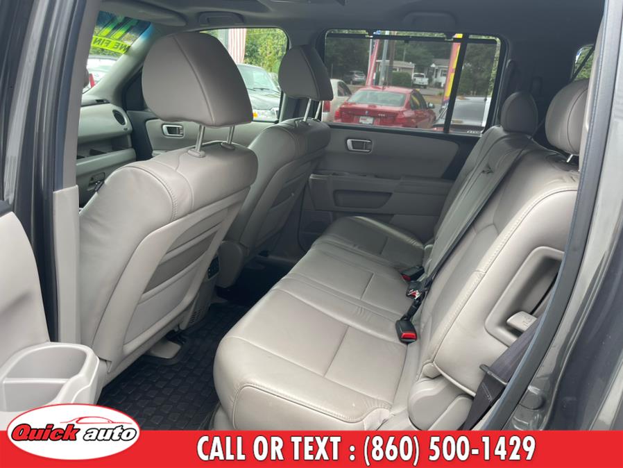 Used Honda Pilot 4WD 4dr Touring w/RES & Navi 2011 | Quick Auto LLC. Bristol, Connecticut Used Honda Pilot 4WD 4dr Touring w/RES & Navi 2011 | Quick Auto LLC. Bristol, Connecticut