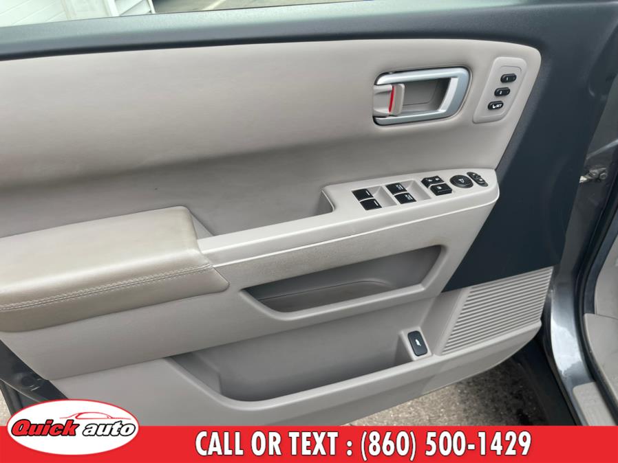 Used Honda Pilot 4WD 4dr Touring w/RES & Navi 2011 | Quick Auto LLC. Bristol, Connecticut Used Honda Pilot 4WD 4dr Touring w/RES & Navi 2011 | Quick Auto LLC. Bristol, Connecticut