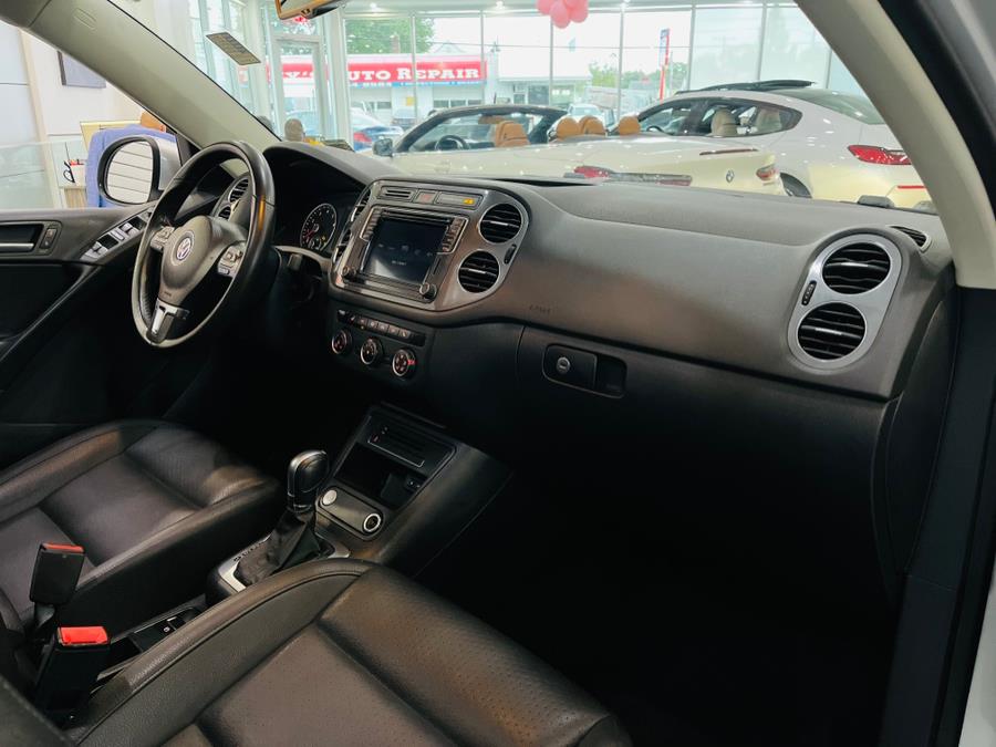 2016 Volkswagen Tiguan 4MOTION 4dr Auto SE, available for sale in Franklin Square, New York | Luxury Motor Club. Franklin Square, New York 2016 Volkswagen Tiguan 4MOTION 4dr Auto SE, available for sale in Franklin Square, New York | Luxury Motor Club. Franklin Square, New York