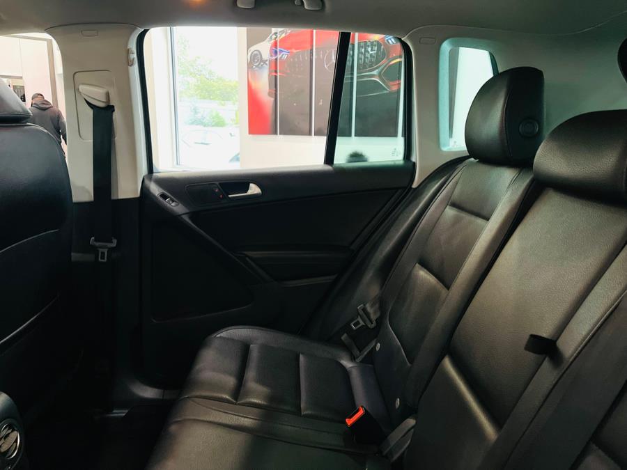 2016 Volkswagen Tiguan 4MOTION 4dr Auto SE, available for sale in Franklin Square, New York | Luxury Motor Club. Franklin Square, New York 2016 Volkswagen Tiguan 4MOTION 4dr Auto SE, available for sale in Franklin Square, New York | Luxury Motor Club. Franklin Square, New York
