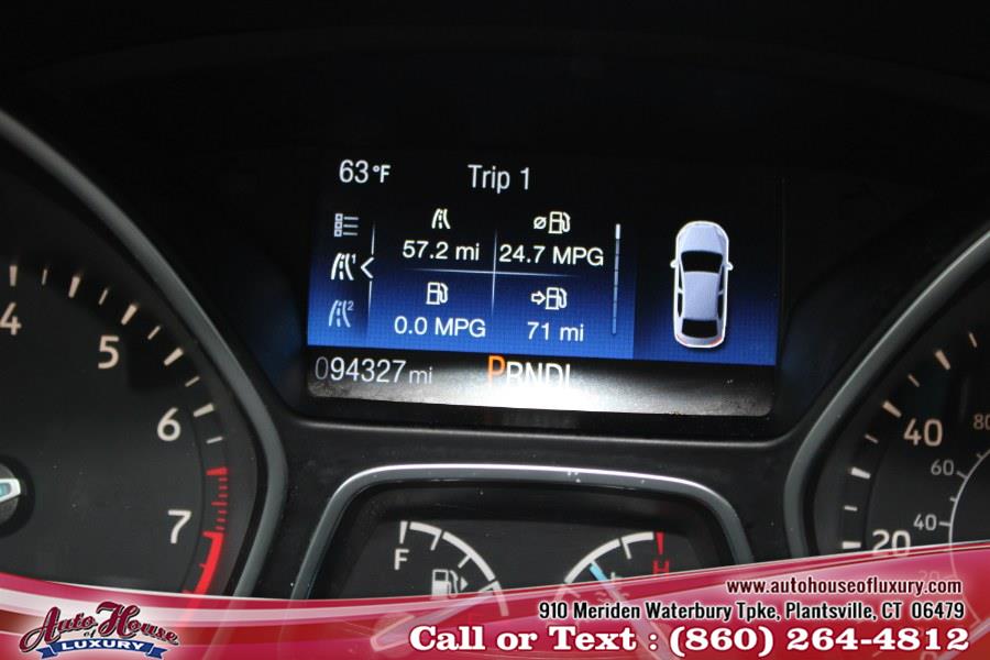 2015 Ford Focus 4dr Sdn SE, available for sale in Plantsville, Connecticut | Auto House of Luxury. Plantsville, Connecticut 2015 Ford Focus 4dr Sdn SE, available for sale in Plantsville, Connecticut | Auto House of Luxury. Plantsville, Connecticut