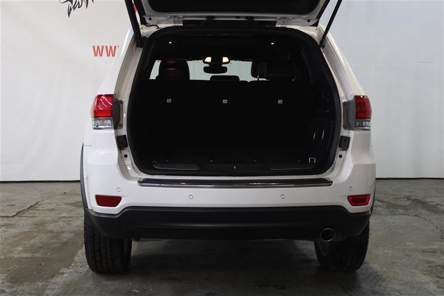 2017 Jeep Grand Cherokee LIMITED, available for sale in Paterson, New Jersey | Fast Track Motors. Paterson, New Jersey 2017 Jeep Grand Cherokee LIMITED, available for sale in Paterson, New Jersey | Fast Track Motors. Paterson, New Jersey