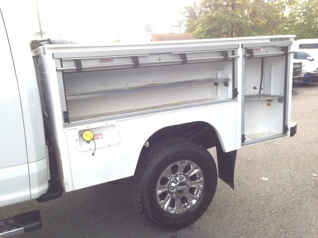 Used Ford F-350 Srw Super Duty XLT 4WD Commercial w/ rearCam 2017 | Car Revolution. Maple Shade, New Jersey Used Ford F-350 Srw Super Duty XLT 4WD Commercial w/ rearCam 2017 | Car Revolution. Maple Shade, New Jersey