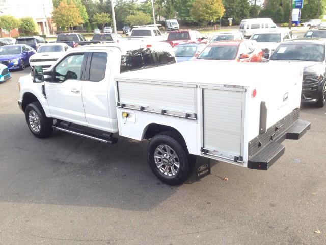 Used Ford F-350 Srw Super Duty XLT 4WD Commercial w/ rearCam 2017 | Car Revolution. Maple Shade, New Jersey Used Ford F-350 Srw Super Duty XLT 4WD Commercial w/ rearCam 2017 | Car Revolution. Maple Shade, New Jersey