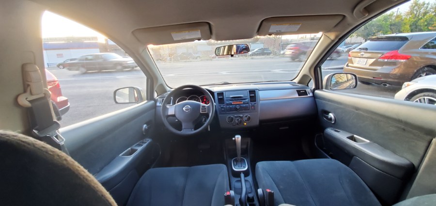 Used Nissan Versa 5dr HB I4 Auto 1.8 S 2010 | Rubber Bros Auto World. Brooklyn, New York Used Nissan Versa 5dr HB I4 Auto 1.8 S 2010 | Rubber Bros Auto World. Brooklyn, New York