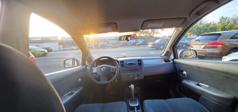 Used Nissan Versa 5dr HB I4 Auto 1.8 S 2010 | Rubber Bros Auto World. Brooklyn, New York Used Nissan Versa 5dr HB I4 Auto 1.8 S 2010 | Rubber Bros Auto World. Brooklyn, New York