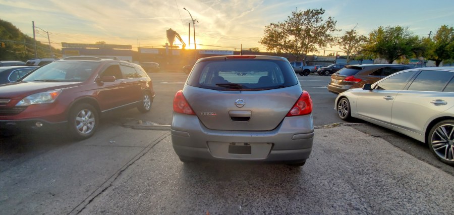 Used Nissan Versa 5dr HB I4 Auto 1.8 S 2010 | Rubber Bros Auto World. Brooklyn, New York Used Nissan Versa 5dr HB I4 Auto 1.8 S 2010 | Rubber Bros Auto World. Brooklyn, New York