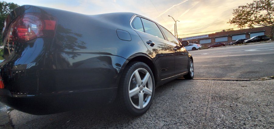 Used Volkswagen Jetta Sedan 4dr Man SE PZEV 2009 | Rubber Bros Auto World. Brooklyn, New York Used Volkswagen Jetta Sedan 4dr Man SE PZEV 2009 | Rubber Bros Auto World. Brooklyn, New York