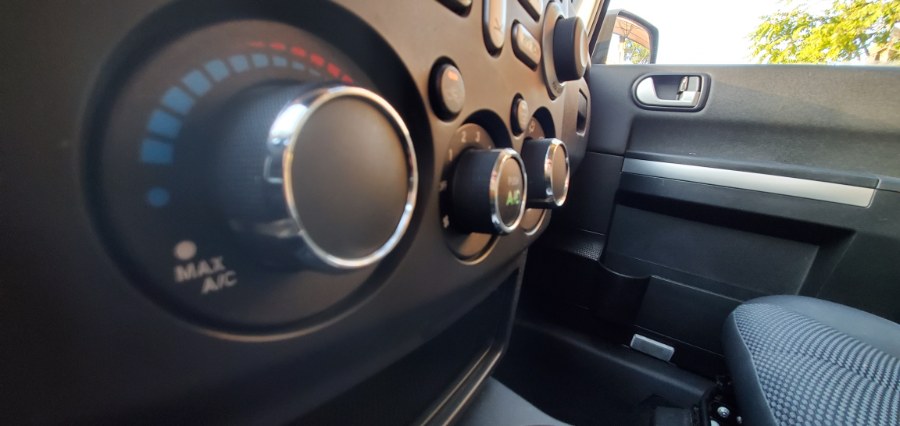 Used Mitsubishi Endeavor AWD 4dr LS 2010 | Rubber Bros Auto World. Brooklyn, New York Used Mitsubishi Endeavor AWD 4dr LS 2010 | Rubber Bros Auto World. Brooklyn, New York