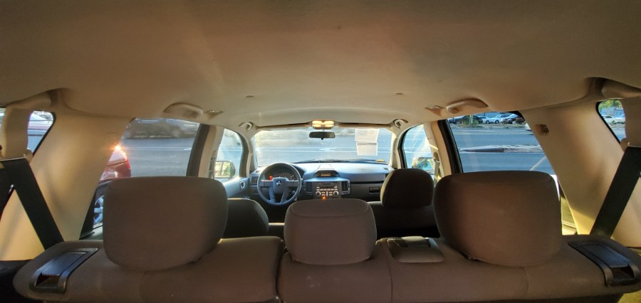 Used Mitsubishi Endeavor AWD 4dr LS 2010 | Rubber Bros Auto World. Brooklyn, New York Used Mitsubishi Endeavor AWD 4dr LS 2010 | Rubber Bros Auto World. Brooklyn, New York
