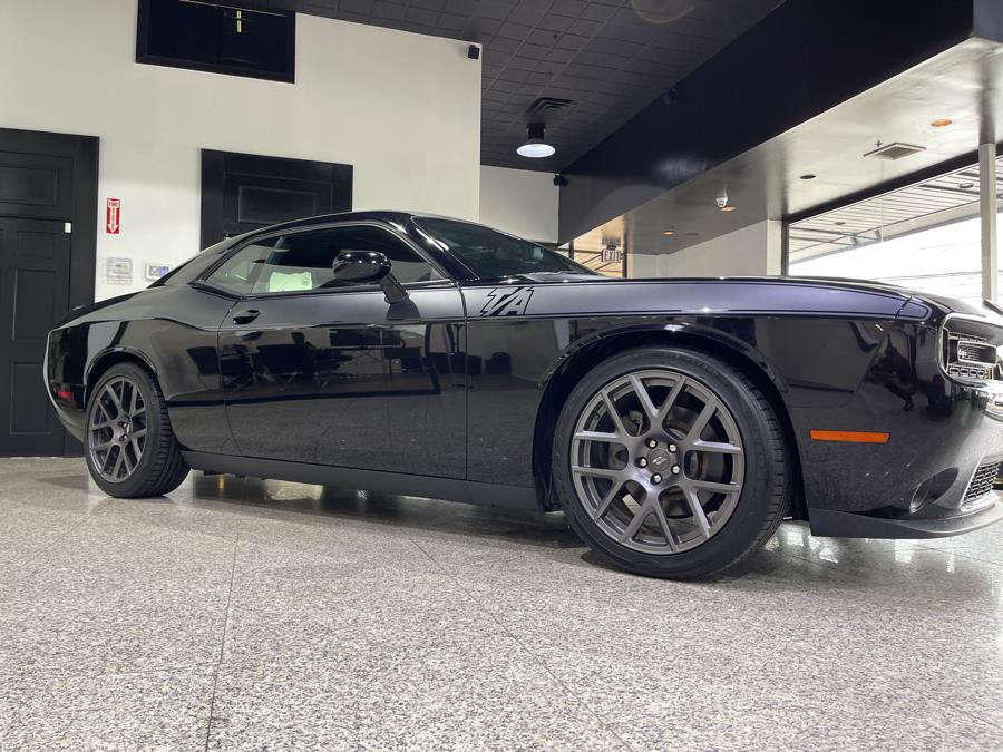 Used Dodge Challenger R/T Plus Shaker Coupe 2017 | Dream Car Gallery. Woodbury, New York Used Dodge Challenger R/T Plus Shaker Coupe 2017 | Dream Car Gallery. Woodbury, New York