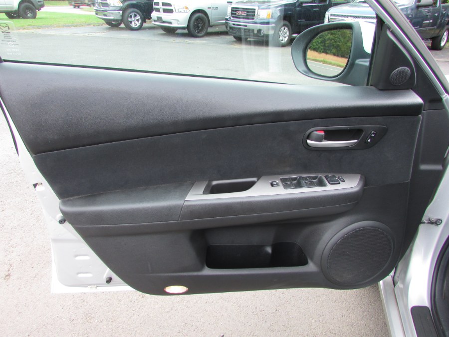 Used Mazda Mazda6 4dr Sdn Auto i Sport 2010 | United Auto Sales of E Windsor, Inc. East Windsor, Connecticut Used Mazda Mazda6 4dr Sdn Auto i Sport 2010 | United Auto Sales of E Windsor, Inc. East Windsor, Connecticut