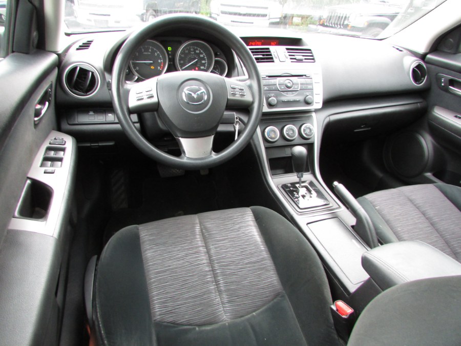 Used Mazda Mazda6 4dr Sdn Auto i Sport 2010 | United Auto Sales of E Windsor, Inc. East Windsor, Connecticut Used Mazda Mazda6 4dr Sdn Auto i Sport 2010 | United Auto Sales of E Windsor, Inc. East Windsor, Connecticut