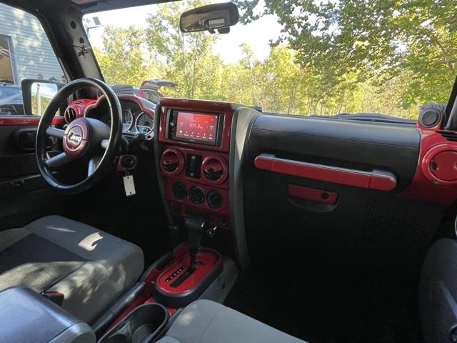 Used Jeep Wrangler Unlimited Sahara 2010 | Blasius Federal Road. Brookfield, Connecticut Used Jeep Wrangler Unlimited Sahara 2010 | Blasius Federal Road. Brookfield, Connecticut