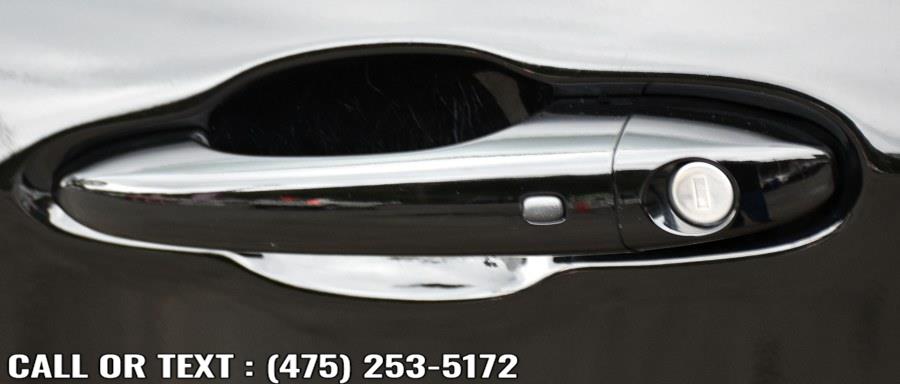 2018 Jeep Compass Limited 4x4, available for sale in Waterbury, Connecticut | Highline Car Connection. Waterbury, Connecticut 2018 Jeep Compass Limited 4x4, available for sale in Waterbury, Connecticut | Highline Car Connection. Waterbury, Connecticut