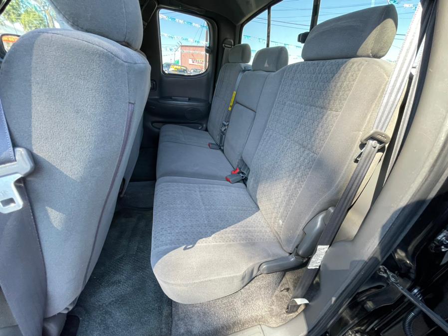 2005 Toyota Tundra AccessCab V8 SR5 Stepside (Natl), available for sale in Corona, California | Green Light Auto. Corona, California 2005 Toyota Tundra AccessCab V8 SR5 Stepside (Natl), available for sale in Corona, California | Green Light Auto. Corona, California