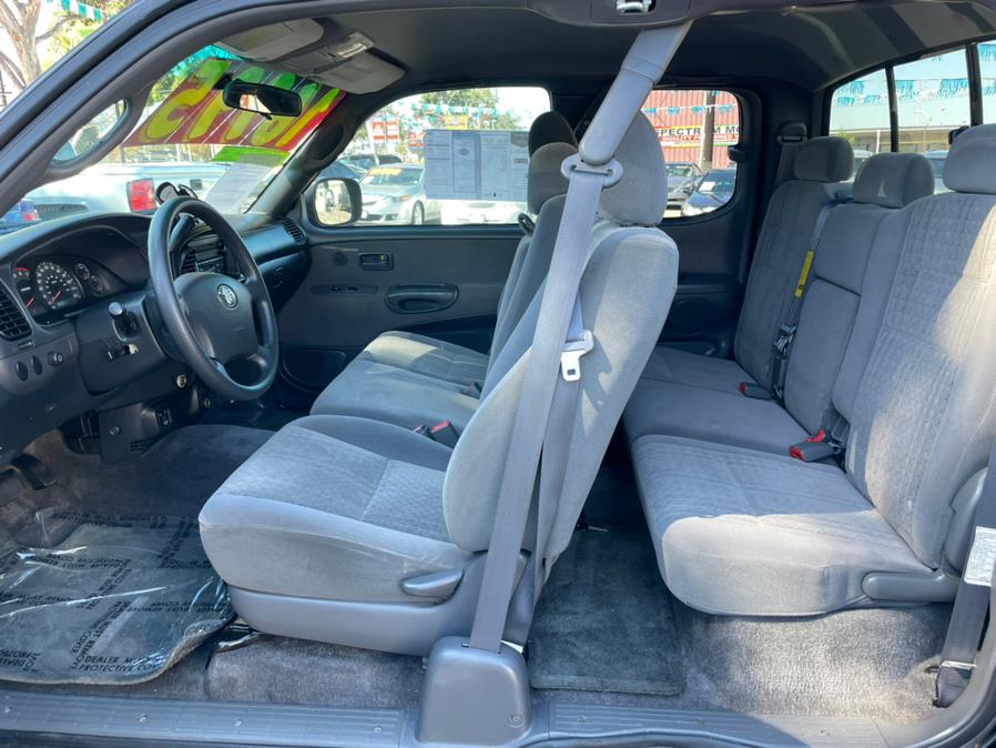 2005 Toyota Tundra AccessCab V8 SR5 Stepside (Natl), available for sale in Corona, California | Green Light Auto. Corona, California 2005 Toyota Tundra AccessCab V8 SR5 Stepside (Natl), available for sale in Corona, California | Green Light Auto. Corona, California