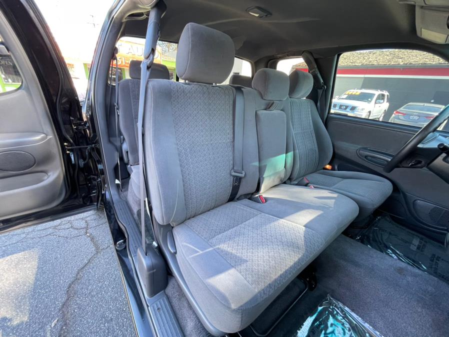 2005 Toyota Tundra AccessCab V8 SR5 Stepside (Natl), available for sale in Corona, California | Green Light Auto. Corona, California 2005 Toyota Tundra AccessCab V8 SR5 Stepside (Natl), available for sale in Corona, California | Green Light Auto. Corona, California