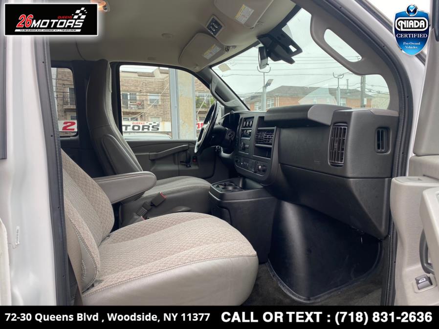 Used Chevrolet Express Passenger RWD 3500 135" LT 2019 | 26 Motors Queens. Woodside, New York Used Chevrolet Express Passenger RWD 3500 135" LT 2019 | 26 Motors Queens. Woodside, New York