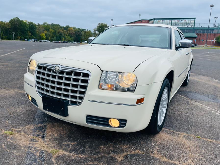 Used Chrysler 300 4dr Sdn Touring RWD Fleet 2010 | Supreme Automotive. New Britain, Connecticut Used Chrysler 300 4dr Sdn Touring RWD Fleet 2010 | Supreme Automotive. New Britain, Connecticut