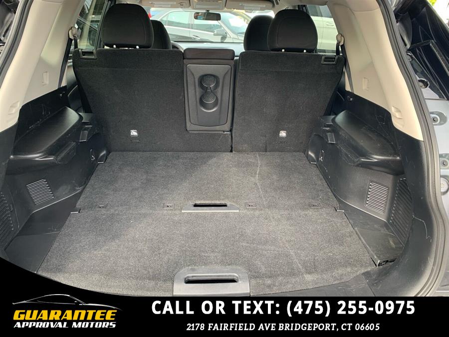 2016 Nissan Rogue SV AWD 4dr Crossover, available for sale in Bridgeport, Connecticut | Guarantee Approval Motors. Bridgeport, Connecticut 2016 Nissan Rogue SV AWD 4dr Crossover, available for sale in Bridgeport, Connecticut | Guarantee Approval Motors. Bridgeport, Connecticut