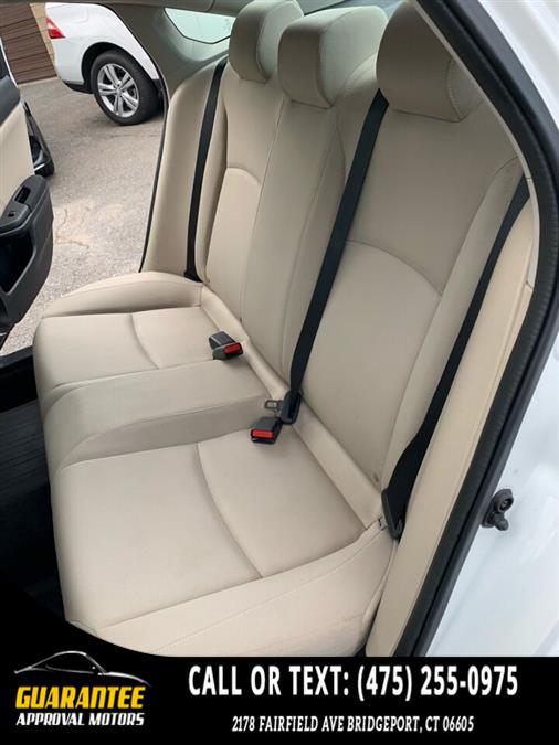 Used Honda Civic LX 4dr Sedan CVT 2017 | Guarantee Approval Motors. Bridgeport, Connecticut Used Honda Civic LX 4dr Sedan CVT 2017 | Guarantee Approval Motors. Bridgeport, Connecticut