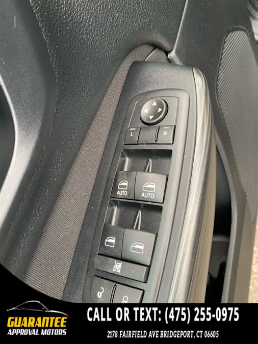 2017 Jeep Cherokee 75th Anniversary 4x4 4dr SUV, available for sale in Bridgeport, Connecticut | Guarantee Approval Motors. Bridgeport, Connecticut 2017 Jeep Cherokee 75th Anniversary 4x4 4dr SUV, available for sale in Bridgeport, Connecticut | Guarantee Approval Motors. Bridgeport, Connecticut