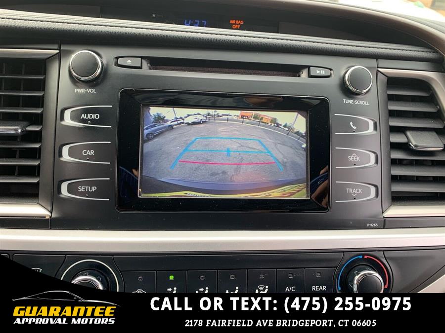 2016 Toyota Highlander LE AWD 4dr SUV, available for sale in Bridgeport, Connecticut | Guarantee Approval Motors. Bridgeport, Connecticut 2016 Toyota Highlander LE AWD 4dr SUV, available for sale in Bridgeport, Connecticut | Guarantee Approval Motors. Bridgeport, Connecticut