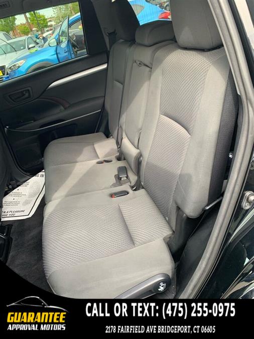 2016 Toyota Highlander LE AWD 4dr SUV, available for sale in Bridgeport, Connecticut | Guarantee Approval Motors. Bridgeport, Connecticut 2016 Toyota Highlander LE AWD 4dr SUV, available for sale in Bridgeport, Connecticut | Guarantee Approval Motors. Bridgeport, Connecticut