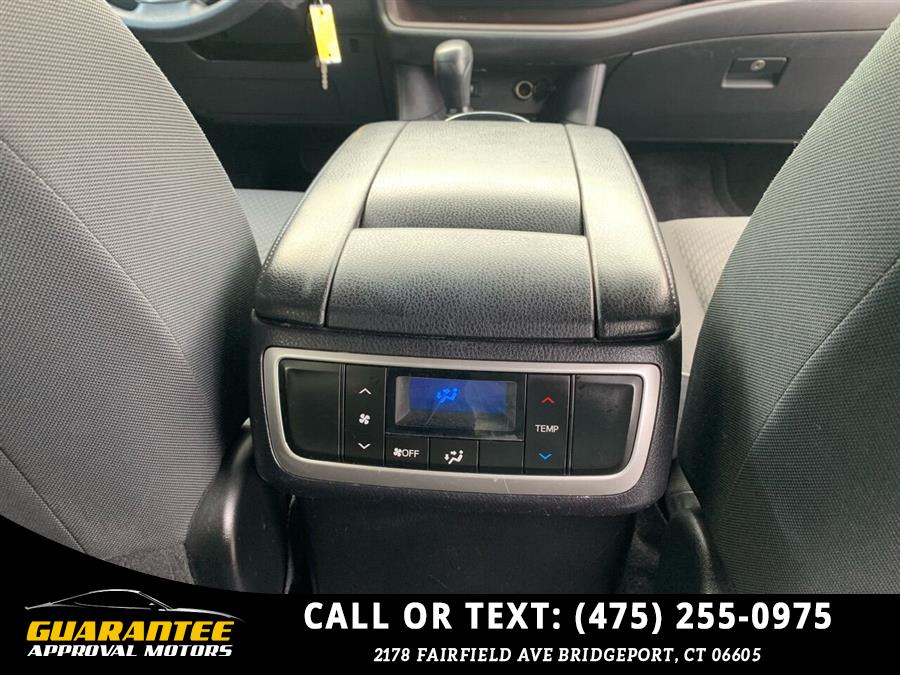 2016 Toyota Highlander LE AWD 4dr SUV, available for sale in Bridgeport, Connecticut | Guarantee Approval Motors. Bridgeport, Connecticut 2016 Toyota Highlander LE AWD 4dr SUV, available for sale in Bridgeport, Connecticut | Guarantee Approval Motors. Bridgeport, Connecticut