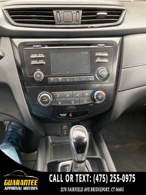 Used Nissan Rogue S AWD 4dr Crossover (midyear release) 2017 | Guarantee Approval Motors. Bridgeport, Connecticut Used Nissan Rogue S AWD 4dr Crossover (midyear release) 2017 | Guarantee Approval Motors. Bridgeport, Connecticut