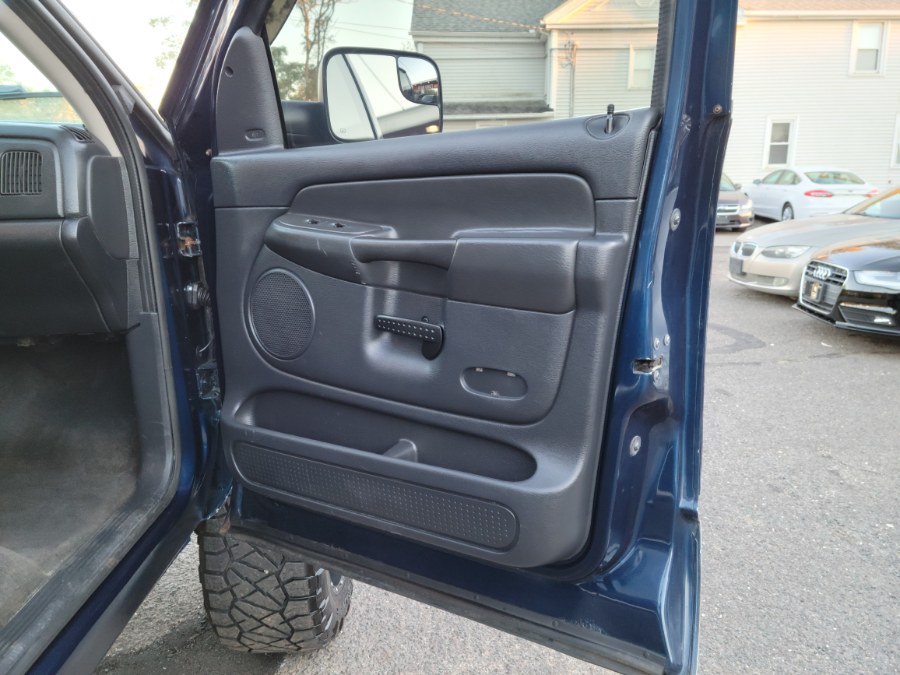 Used Dodge Ram 3500 5.9 cummins diesel Lifted 4WD 2004 | Toro Auto. East Windsor, Connecticut Used Dodge Ram 3500 5.9 cummins diesel Lifted 4WD 2004 | Toro Auto. East Windsor, Connecticut