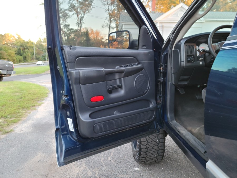Used Dodge Ram 3500 5.9 cummins diesel Lifted 4WD 2004 | Toro Auto. East Windsor, Connecticut Used Dodge Ram 3500 5.9 cummins diesel Lifted 4WD 2004 | Toro Auto. East Windsor, Connecticut