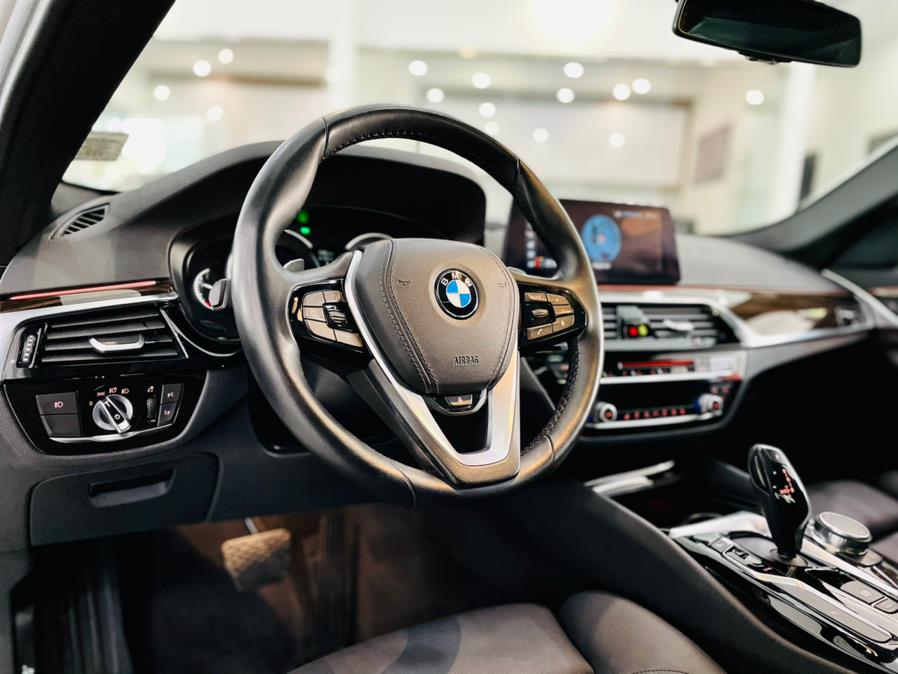 Used BMW 5 Series 530i xDrive Sedan 2018 | Luxury Motor Club. Franklin Square, New York Used BMW 5 Series 530i xDrive Sedan 2018 | Luxury Motor Club. Franklin Square, New York