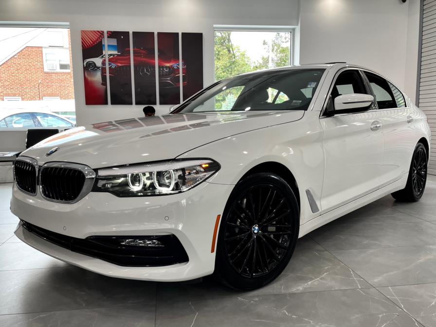 Used BMW 5 Series 530i xDrive Sedan 2018 | Luxury Motor Club. Franklin Square, New York Used BMW 5 Series 530i xDrive Sedan 2018 | Luxury Motor Club. Franklin Square, New York
