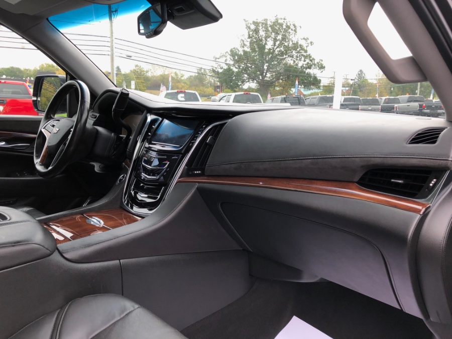 Used Cadillac Escalade ESV 4WD 4dr Luxury 2015 | Marsh Auto Sales LLC. Ortonville, Michigan Used Cadillac Escalade ESV 4WD 4dr Luxury 2015 | Marsh Auto Sales LLC. Ortonville, Michigan