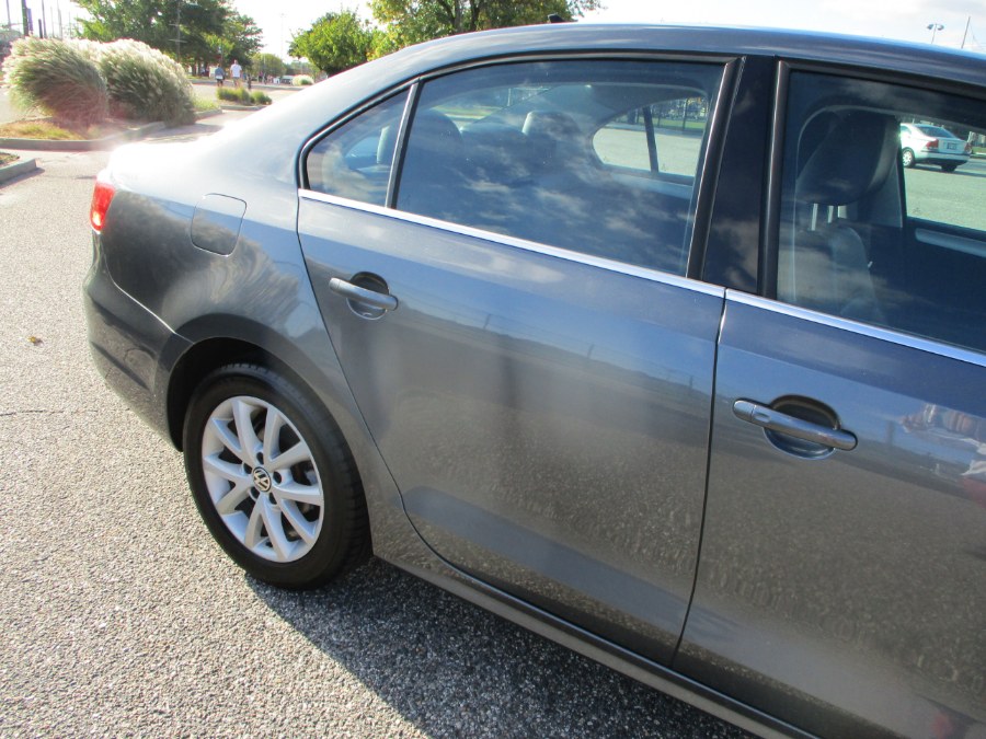 2014 Volkswagen Jetta Sedan 4dr Auto SE PZEV, available for sale in Massapequa, New York | South Shore Auto Brokers & Sales. Massapequa, New York 2014 Volkswagen Jetta Sedan 4dr Auto SE PZEV, available for sale in Massapequa, New York | South Shore Auto Brokers & Sales. Massapequa, New York