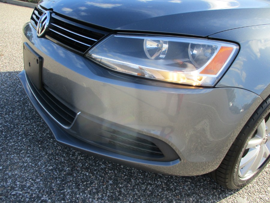 2014 Volkswagen Jetta Sedan 4dr Auto SE PZEV, available for sale in Massapequa, New York | South Shore Auto Brokers & Sales. Massapequa, New York 2014 Volkswagen Jetta Sedan 4dr Auto SE PZEV, available for sale in Massapequa, New York | South Shore Auto Brokers & Sales. Massapequa, New York
