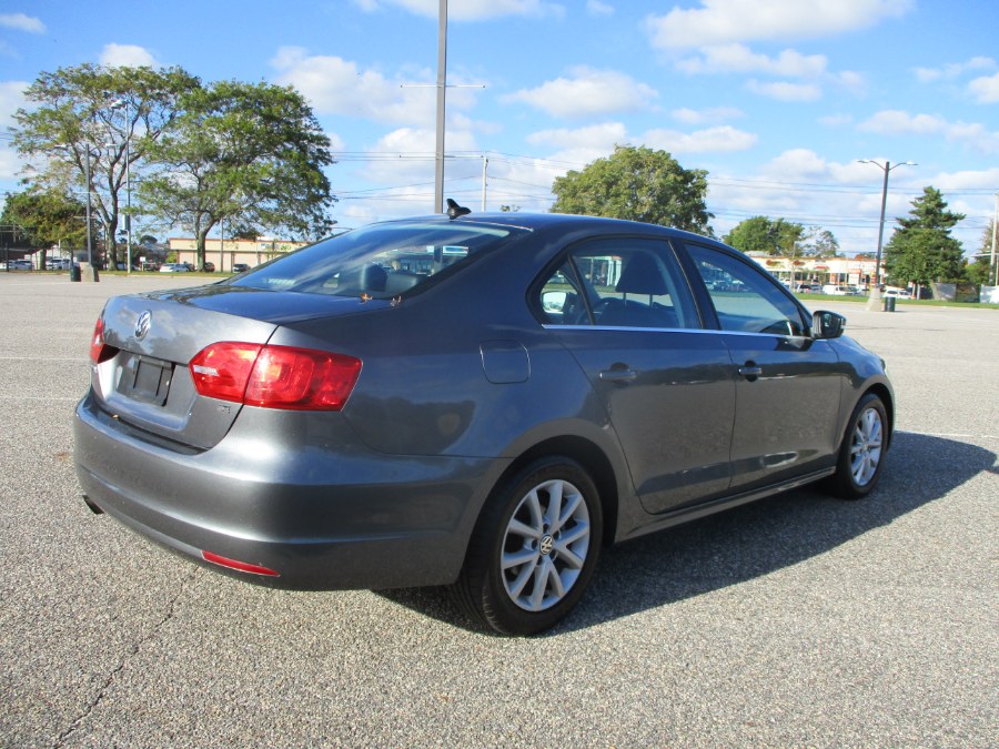 2014 Volkswagen Jetta Sedan 4dr Auto SE PZEV, available for sale in Massapequa, New York | South Shore Auto Brokers & Sales. Massapequa, New York 2014 Volkswagen Jetta Sedan 4dr Auto SE PZEV, available for sale in Massapequa, New York | South Shore Auto Brokers & Sales. Massapequa, New York