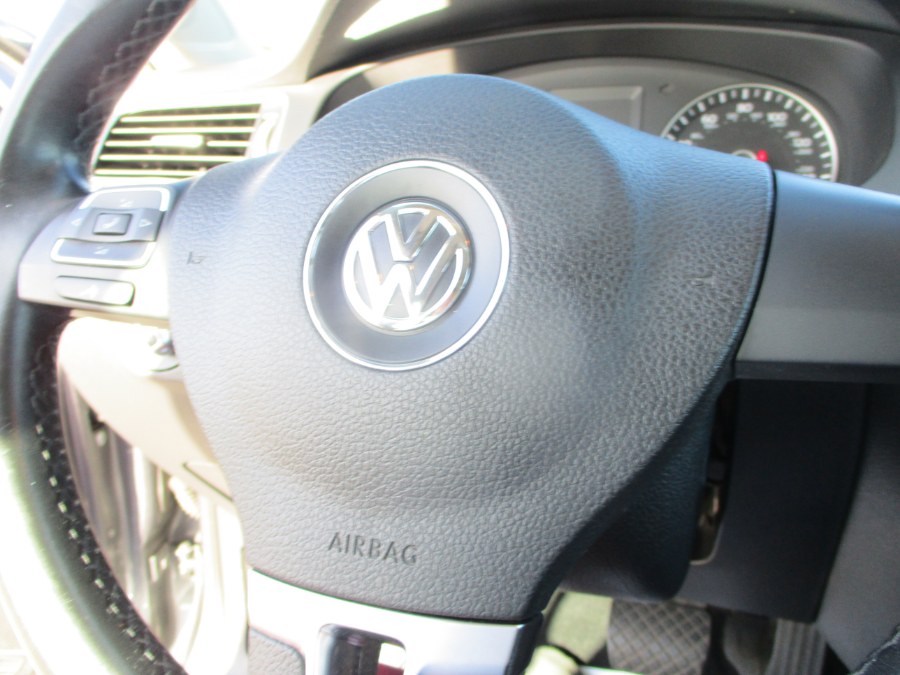 2014 Volkswagen Jetta Sedan 4dr Auto SE PZEV, available for sale in Massapequa, New York | South Shore Auto Brokers & Sales. Massapequa, New York 2014 Volkswagen Jetta Sedan 4dr Auto SE PZEV, available for sale in Massapequa, New York | South Shore Auto Brokers & Sales. Massapequa, New York