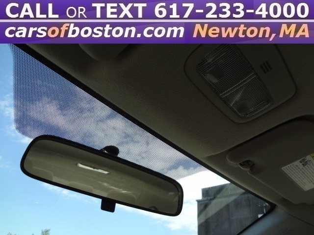 Used Toyota Corolla 4dr Sdn Auto LE 2010 | Motorcars of Boston. Newton, Massachusetts Used Toyota Corolla 4dr Sdn Auto LE 2010 | Motorcars of Boston. Newton, Massachusetts