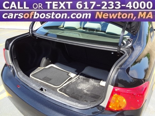 Used Toyota Corolla 4dr Sdn Auto LE 2010 | Motorcars of Boston. Newton, Massachusetts Used Toyota Corolla 4dr Sdn Auto LE 2010 | Motorcars of Boston. Newton, Massachusetts