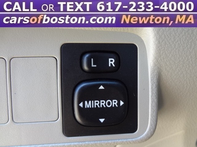 Used Toyota Corolla 4dr Sdn Auto LE 2010 | Motorcars of Boston. Newton, Massachusetts Used Toyota Corolla 4dr Sdn Auto LE 2010 | Motorcars of Boston. Newton, Massachusetts