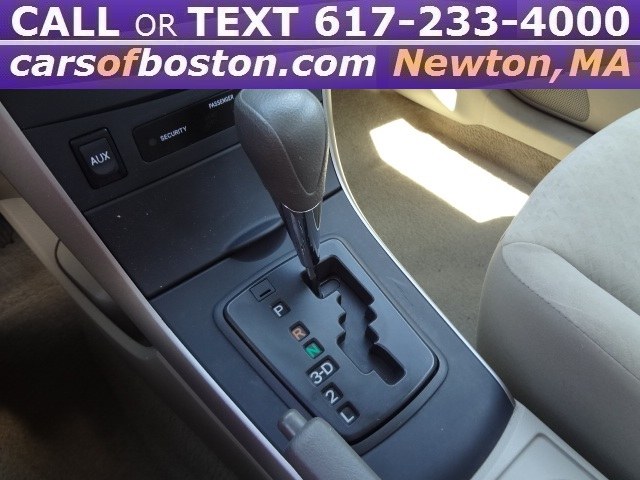Used Toyota Corolla 4dr Sdn Auto LE 2010 | Motorcars of Boston. Newton, Massachusetts Used Toyota Corolla 4dr Sdn Auto LE 2010 | Motorcars of Boston. Newton, Massachusetts