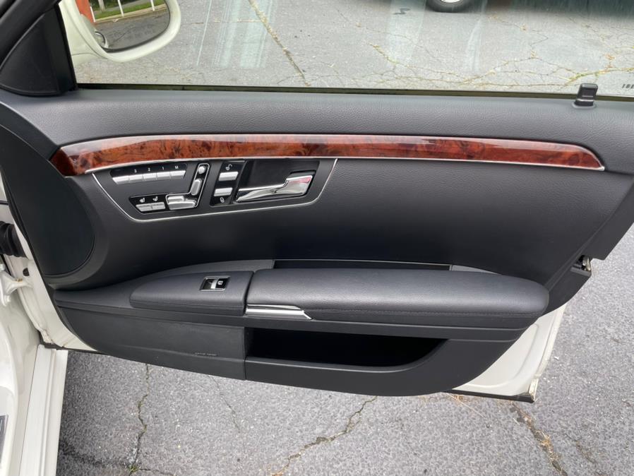 Used Mercedes-Benz S-Class 4dr Sdn 5.5L V8 4MATIC 2009 | Mint Auto Sales. Islip, New York Used Mercedes-Benz S-Class 4dr Sdn 5.5L V8 4MATIC 2009 | Mint Auto Sales. Islip, New York