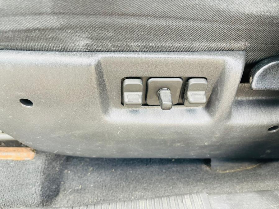 2004 Jeep Grand Cherokee 4dr Laredo 4WD, available for sale in New Britain, Connecticut | Supreme Automotive. New Britain, Connecticut 2004 Jeep Grand Cherokee 4dr Laredo 4WD, available for sale in New Britain, Connecticut | Supreme Automotive. New Britain, Connecticut